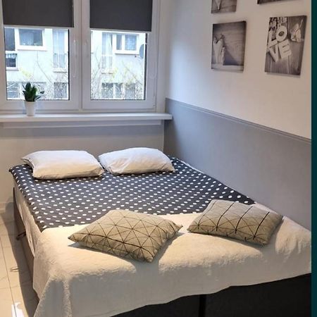 Апартаменти Nighthost Robotnicza 32 M248 Wroclaw Free Parking Екстер'єр фото