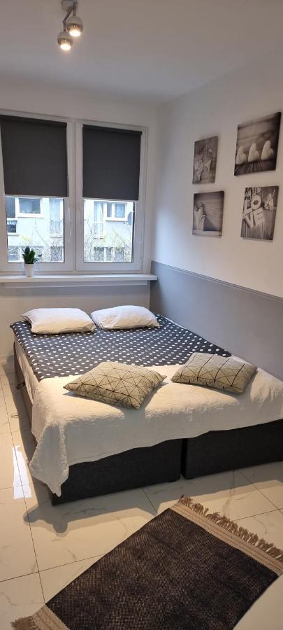 Апартаменти Nighthost Robotnicza 32 M248 Wroclaw Free Parking Номер фото